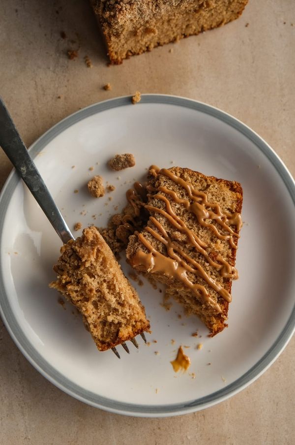Apple crumble loaf