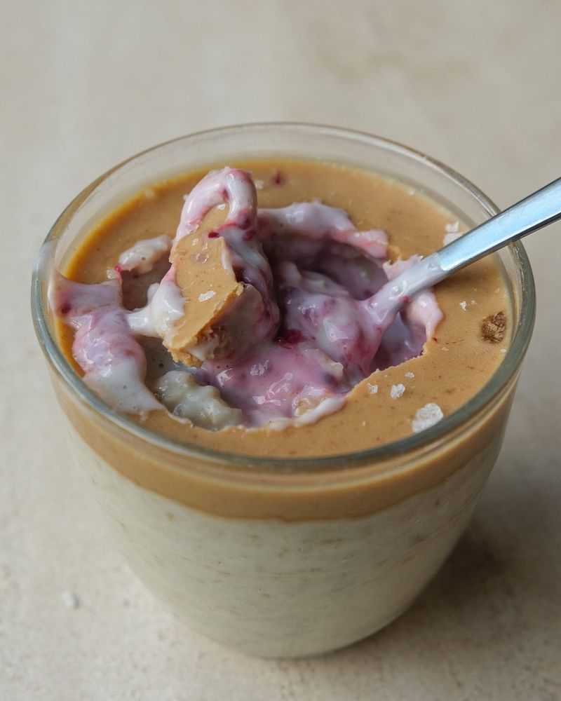 PB and J smash oats