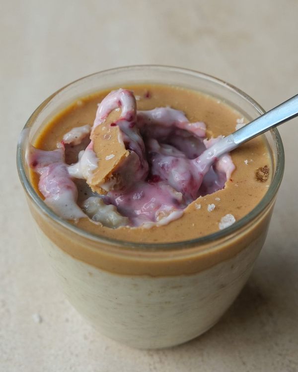 PB and J smash oats