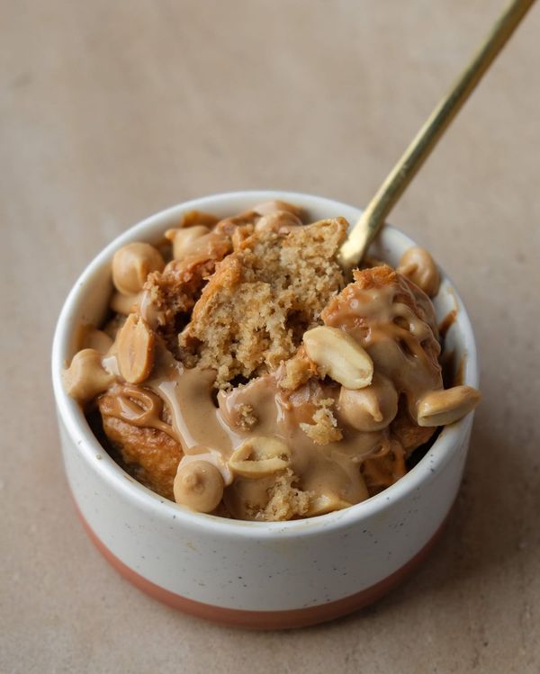 Peanut butter baked oats
