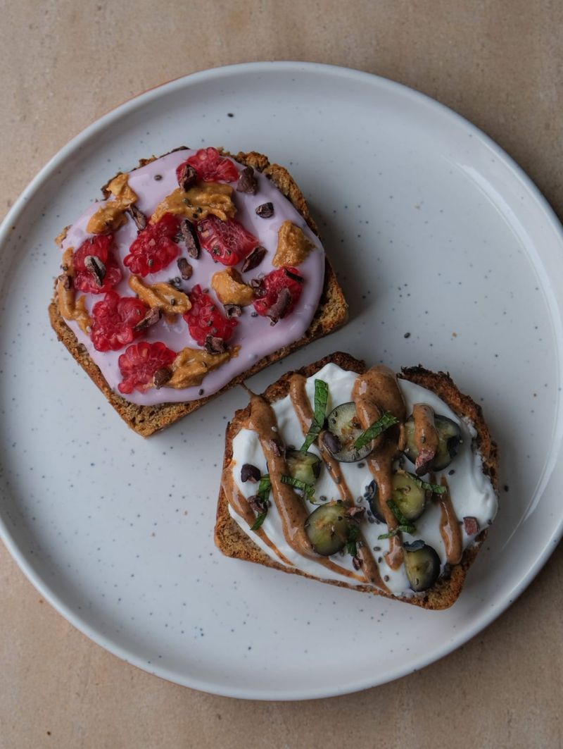 Banana bread toasts