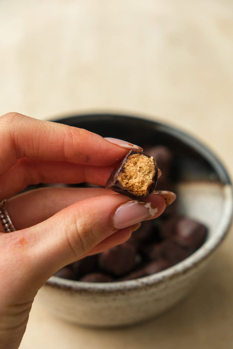 Digestive nibbles