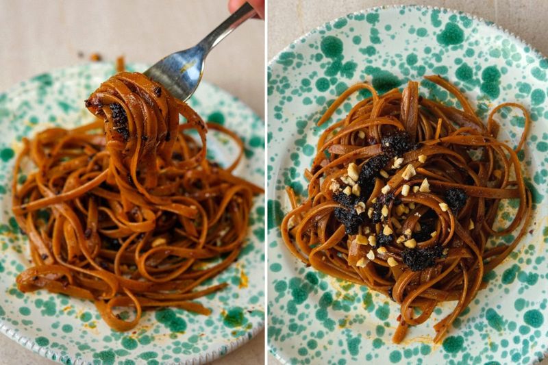 Ancho chilli oil noodles, another view